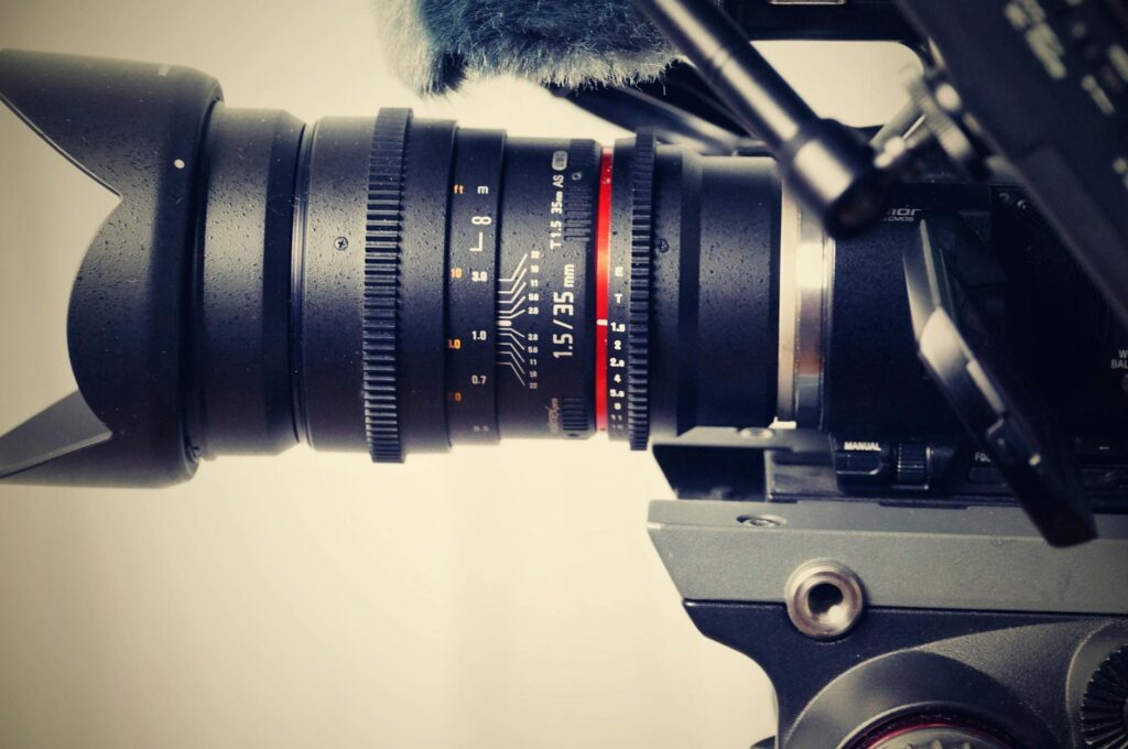 cinematic lens flare effect