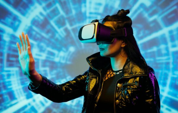 Tech Breakthroughs: A 15-Year Expert Perspective (2011-2026)