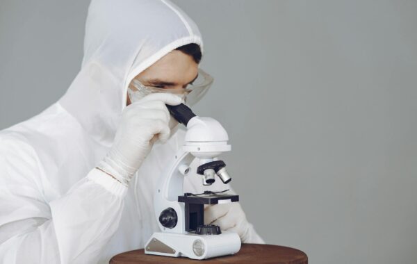 Read Tech Reviews: Avoid Getting Duped (2026 Guide)