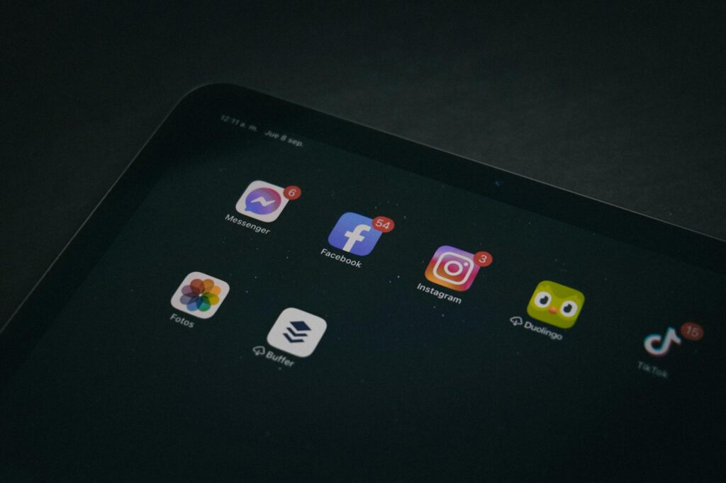 facebook messenger green dot