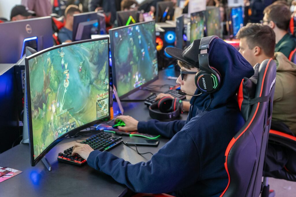 gaming PC 120 FPS