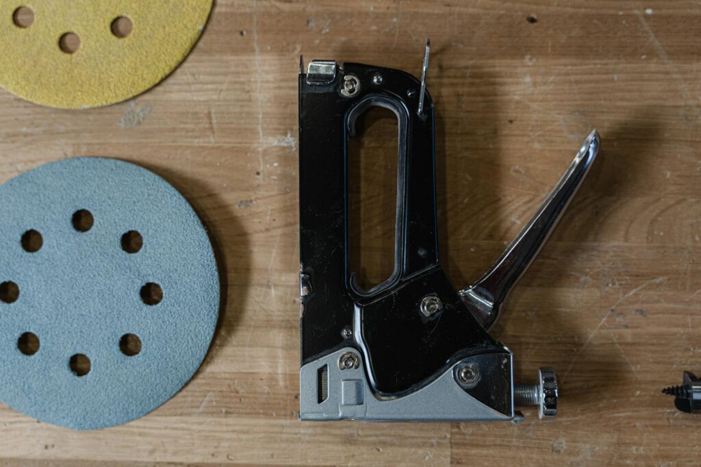 manual staple gun upholstery