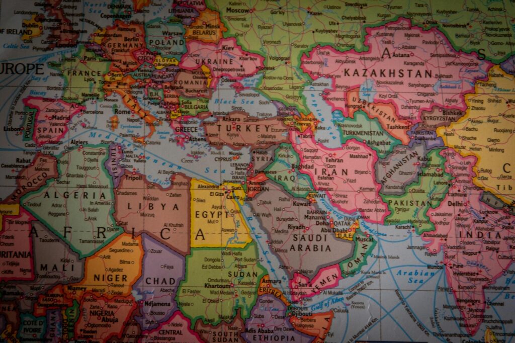 world map phone icons